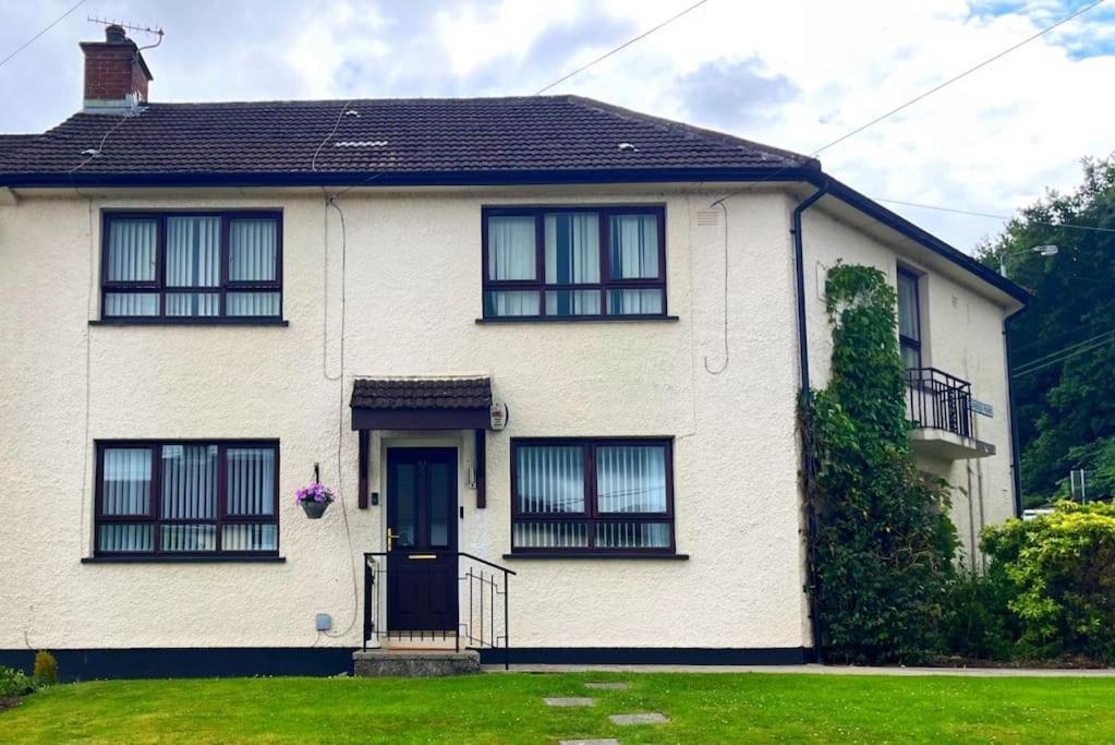 Royal Haven Lägenhet Hillsborough Exteriör bild